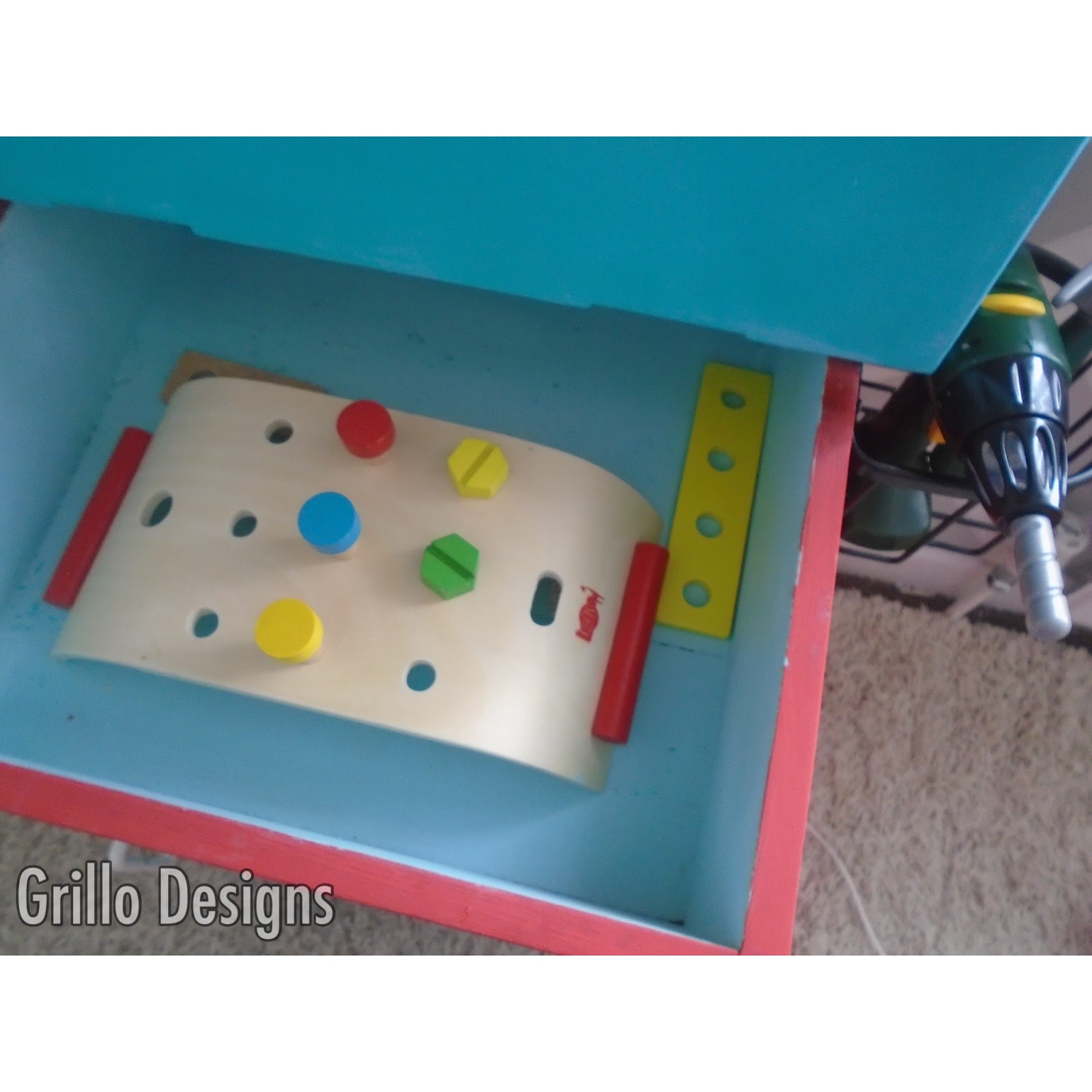 How To Chalk Paint A Picture Frame • Grillo Designs