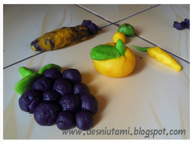 Kreasi Mainan Dari Playdoh Desniutami