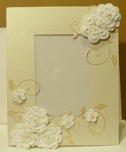 Let's create Crochet Foam Board Picture Frames