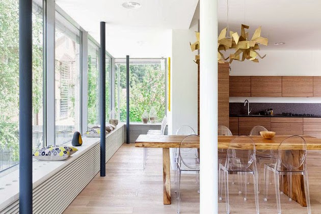 Desain Rumah Modern Dengan Lantai Atas Melengkung – Koleksi Rumah