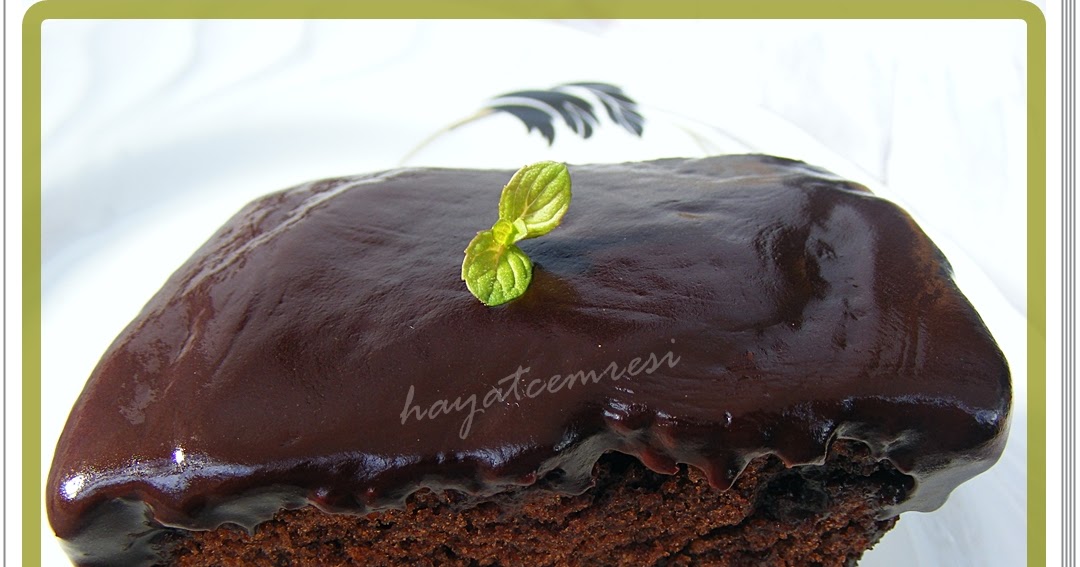 HAYATCEMRESİ ÇİKOLATA SOSLU KAKAOLU KEK