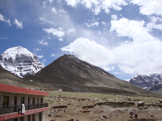 kailash+diraphuk+view.JPG