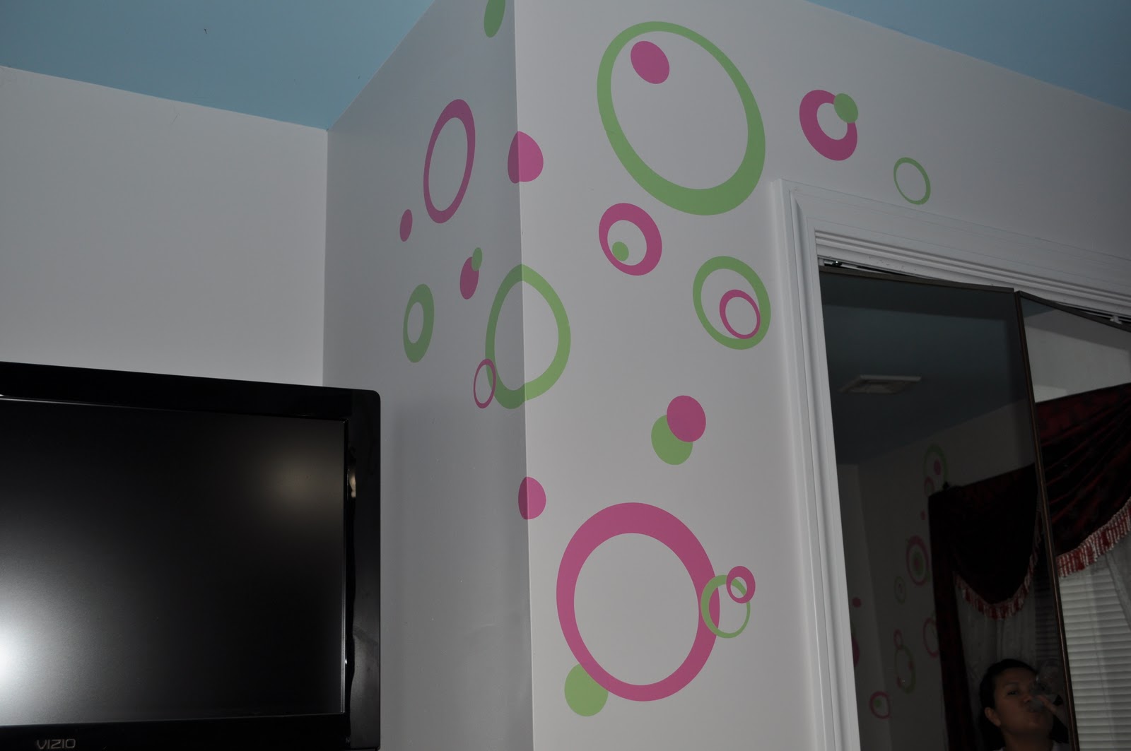 Decorating with Wall Vinyl Application tips for Wall Vinyl Stickers