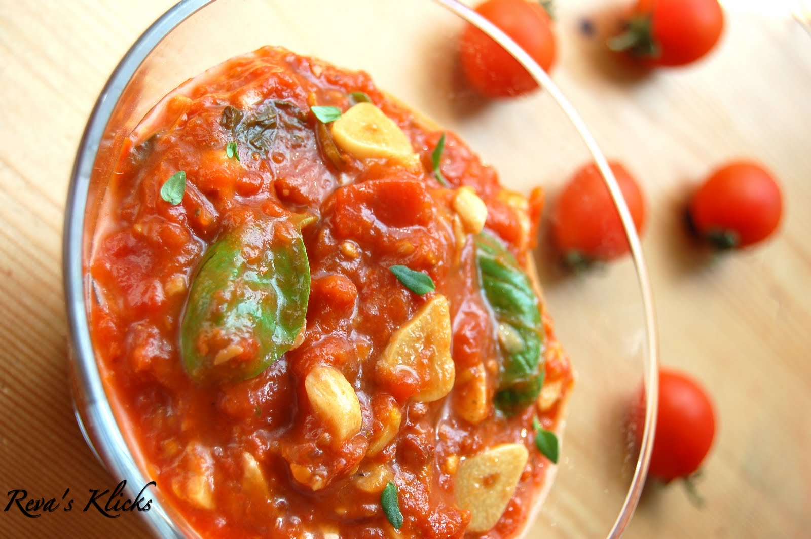 Kaarasaaram Spicy Italian Tomato Sauce