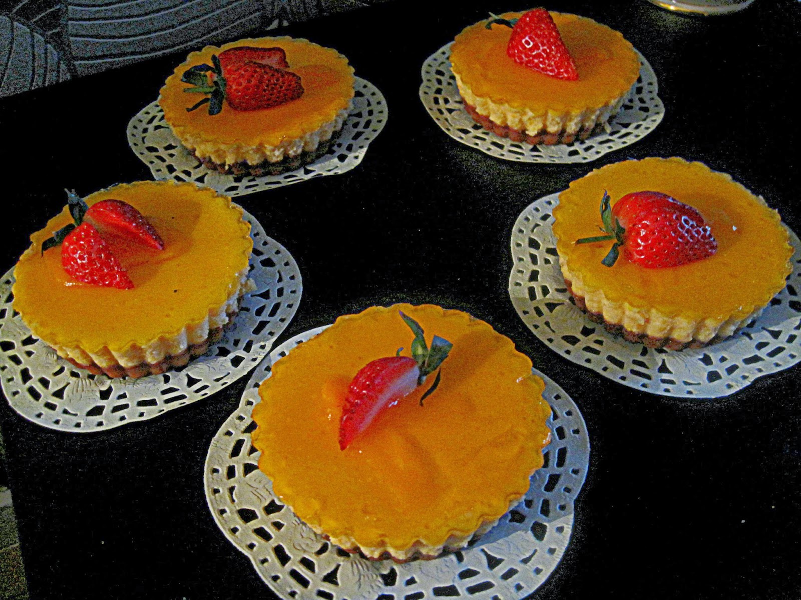 http://cupcakeluvs.blogspot.dk/2014/03/mango-cheese-cake.html