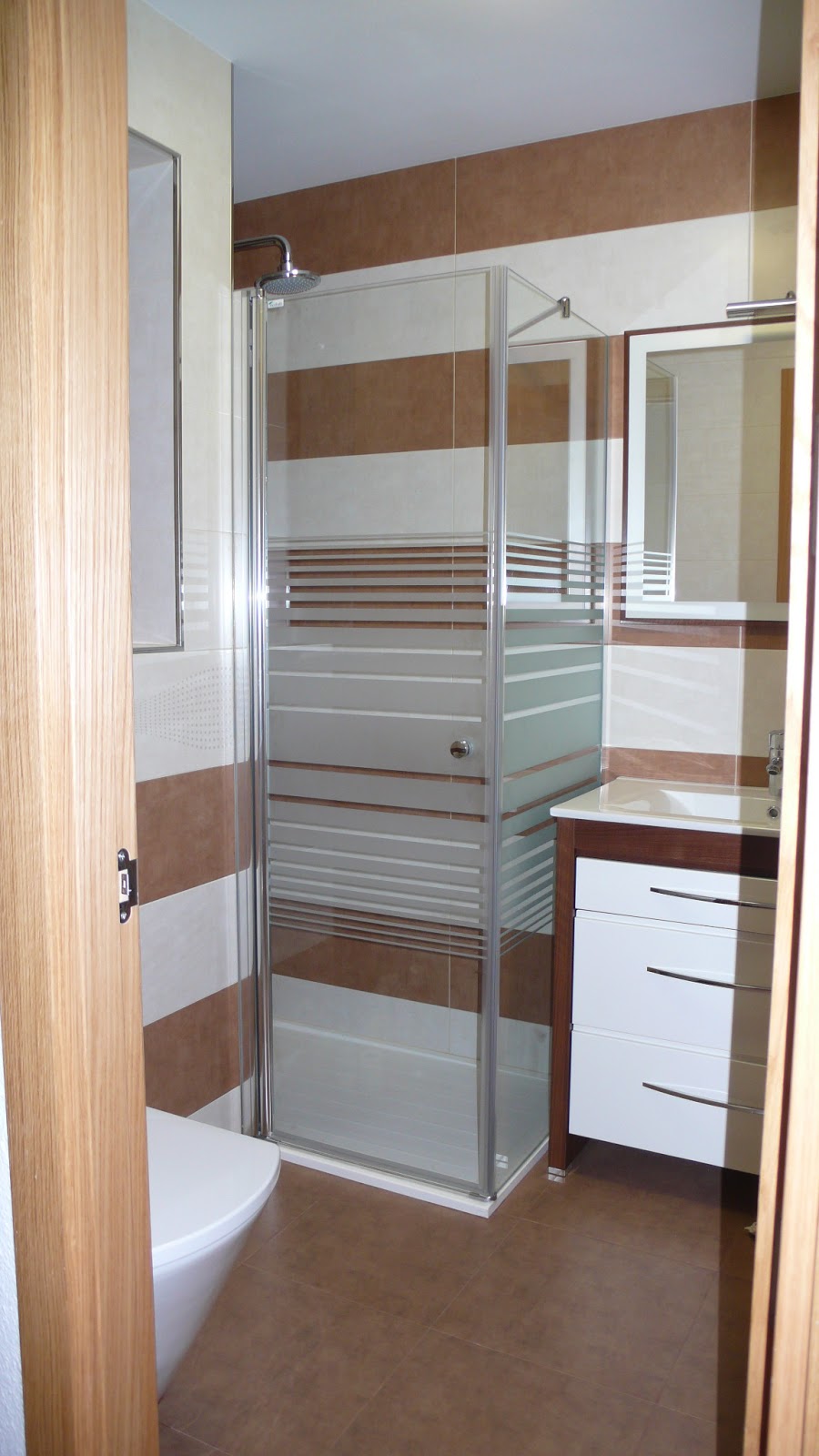 CROQUIS Y DETALLE: Casa Román: Reforma de un baño