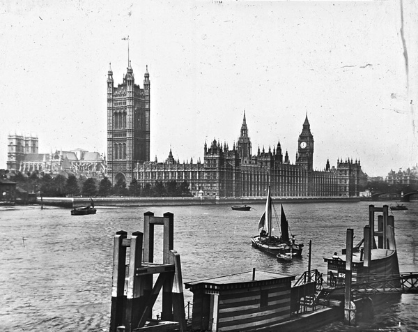 Check Out What Palace of Westminster Looked Like  in 1910 