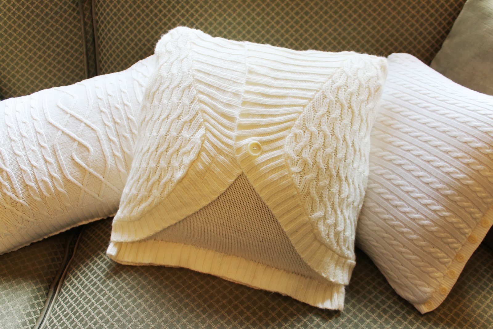 Make A Sweater Pillow In 30 Minutes Miss Kopy Kat