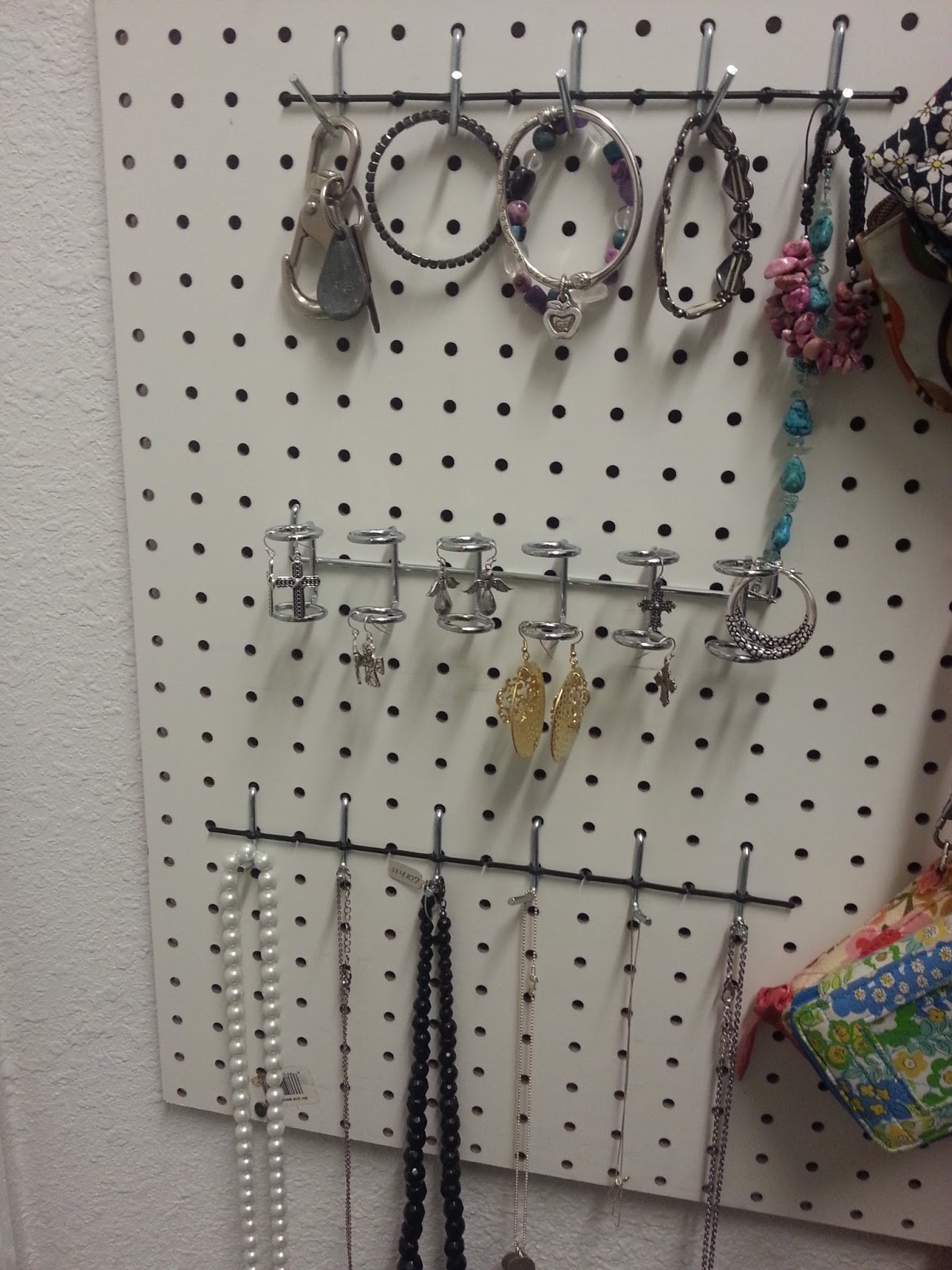 Connoisseur of Creativity Using a pegboard to organize your closet