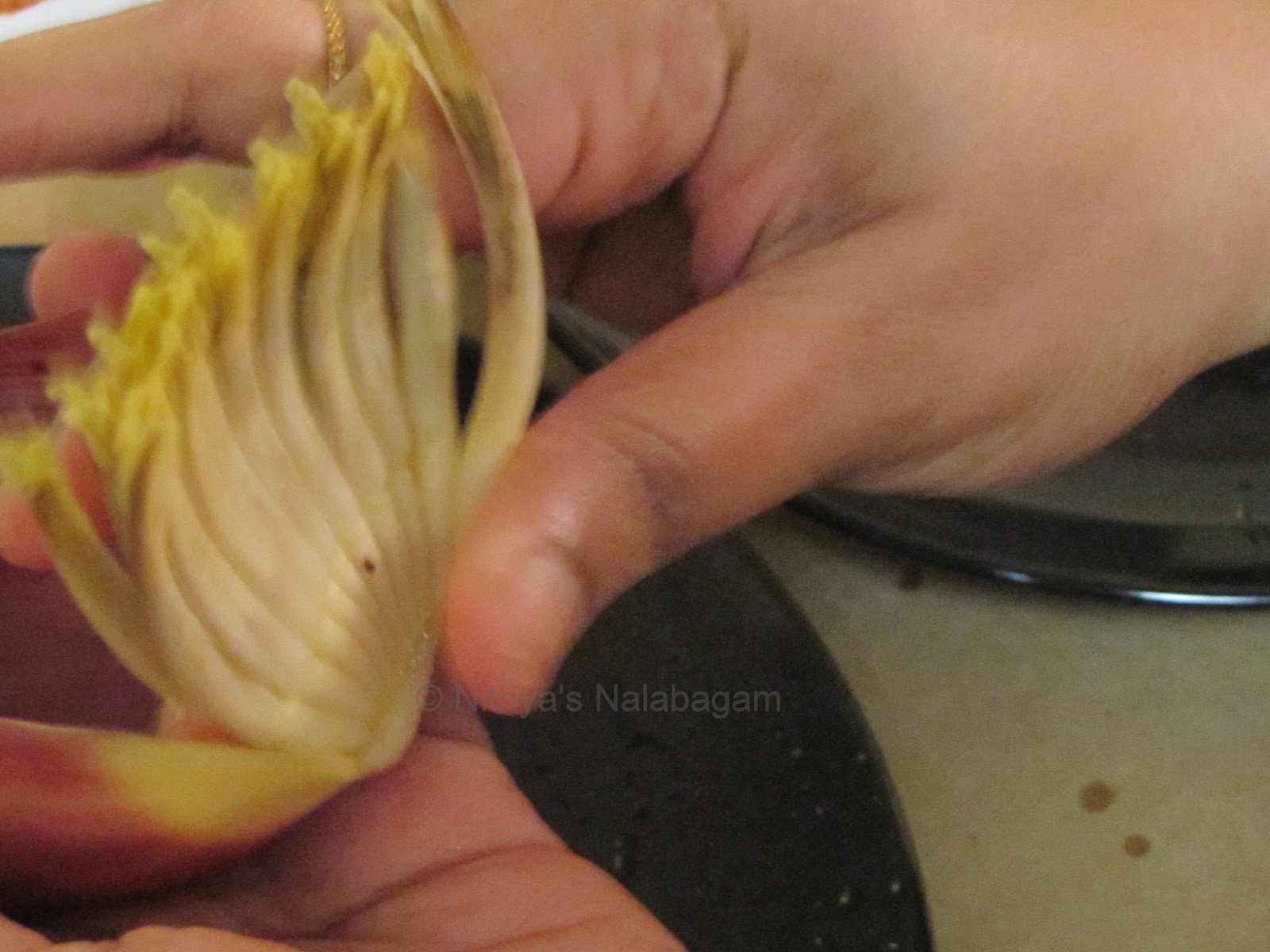 How to clean Banana Flower ? Nithya's Nalabagam