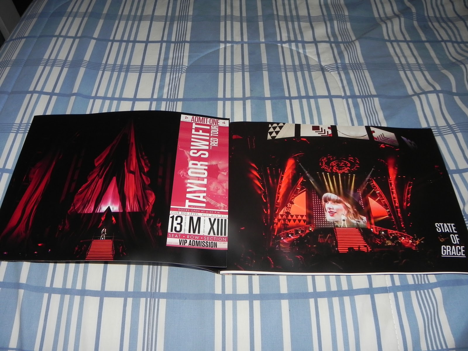 Publicafé Collection Tour Book Taylor Swift Red Tour