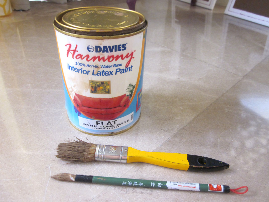 MrsMommyHolic DIY Styrofoam Letters (how to cut & paint styrofoam)