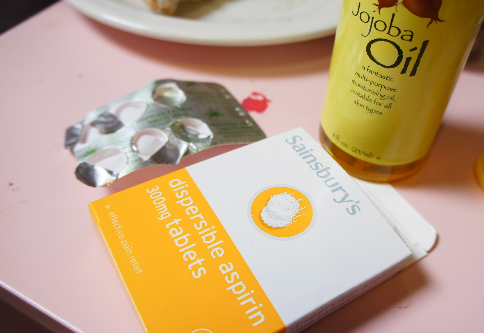 Download Yolanda G Diy Aspirin Face Mask PSD Mockup Templates