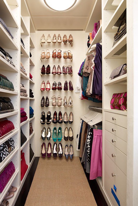 Decorica Feminine Friday The Perfect Closet