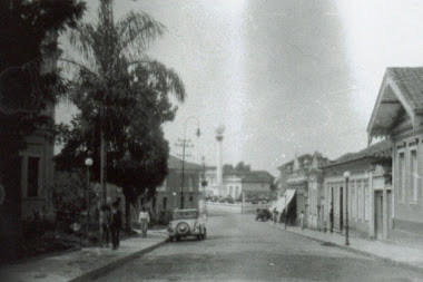 PRAÇA DO GLOBO AO FUNDO