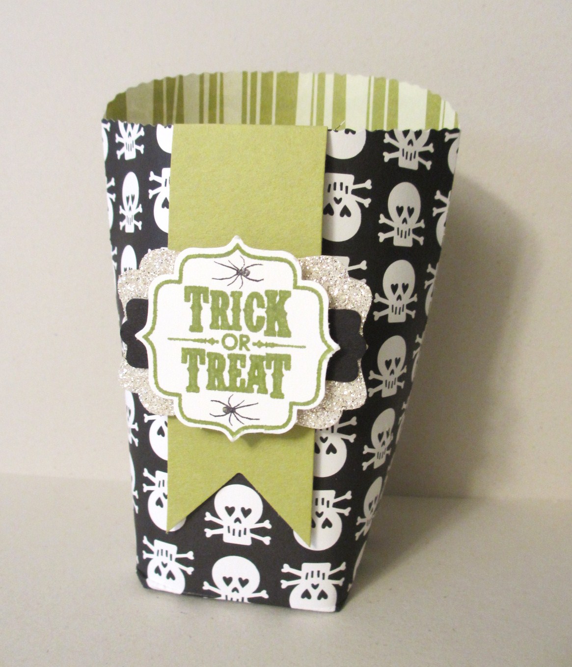 Sincerely, Babette Trick or Treat Skeleton Bag