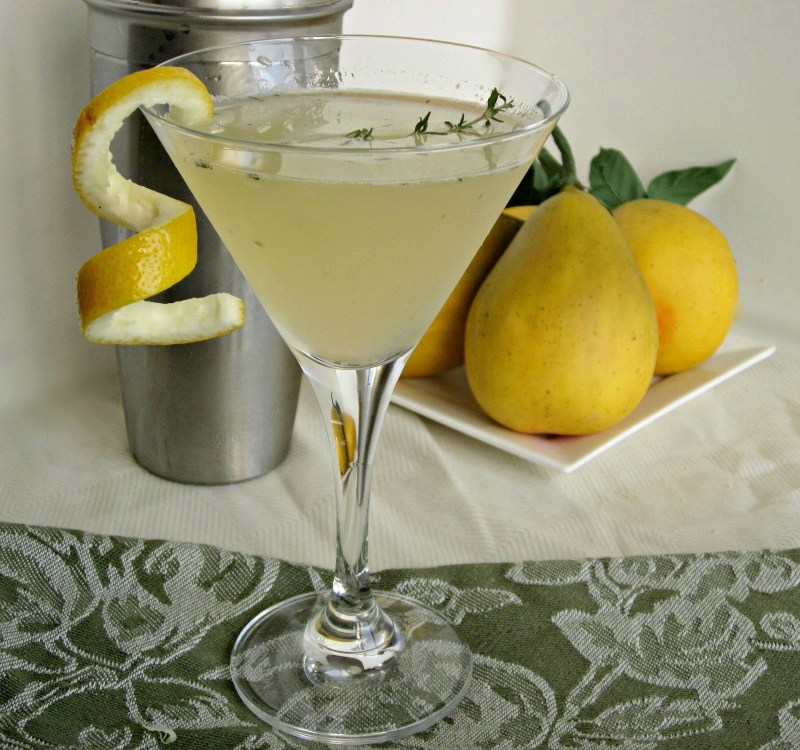 Hungry Couple Pear, Ginger and Thyme Martini