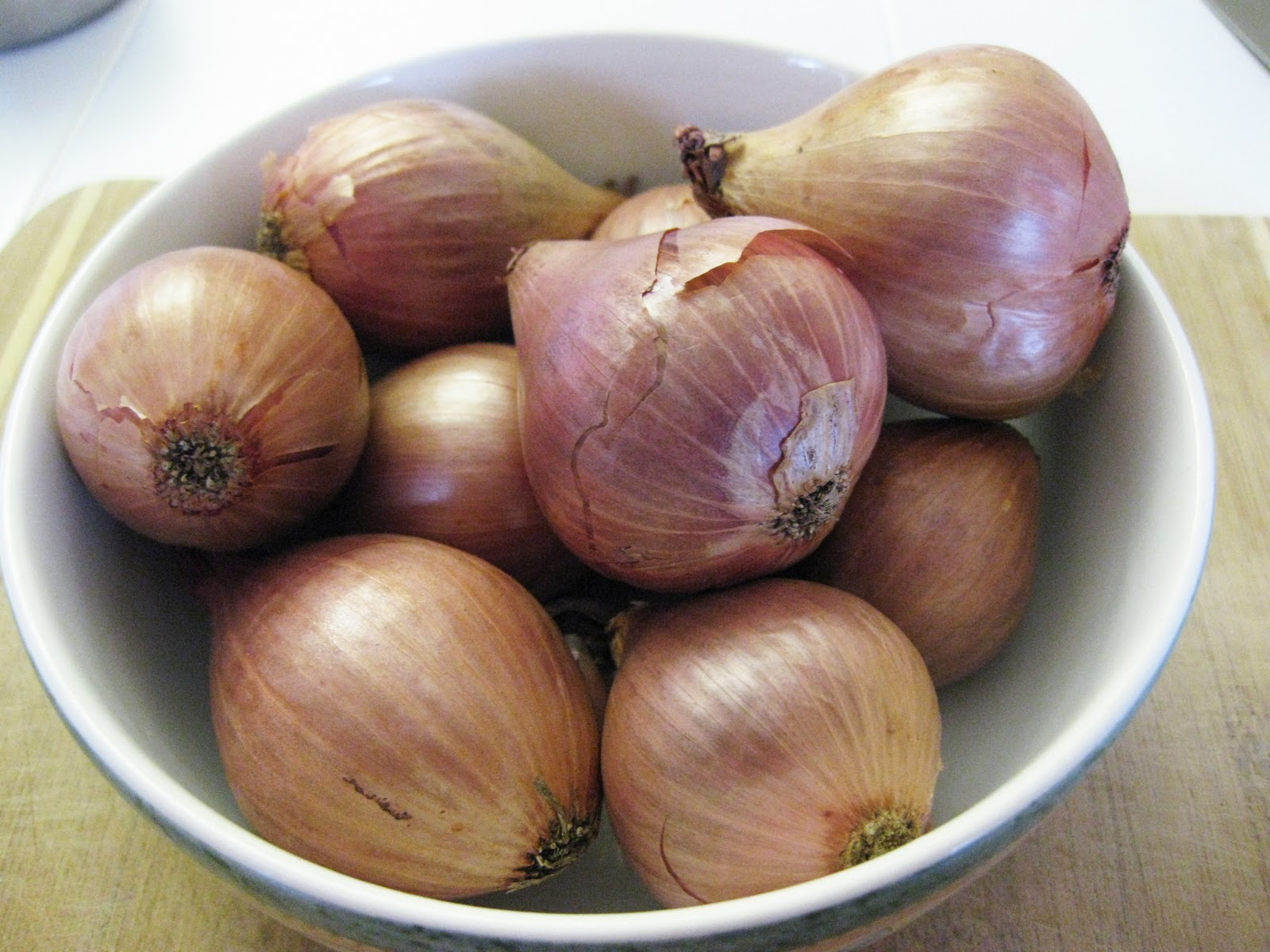 shallots wild mushrooms thyme peeled