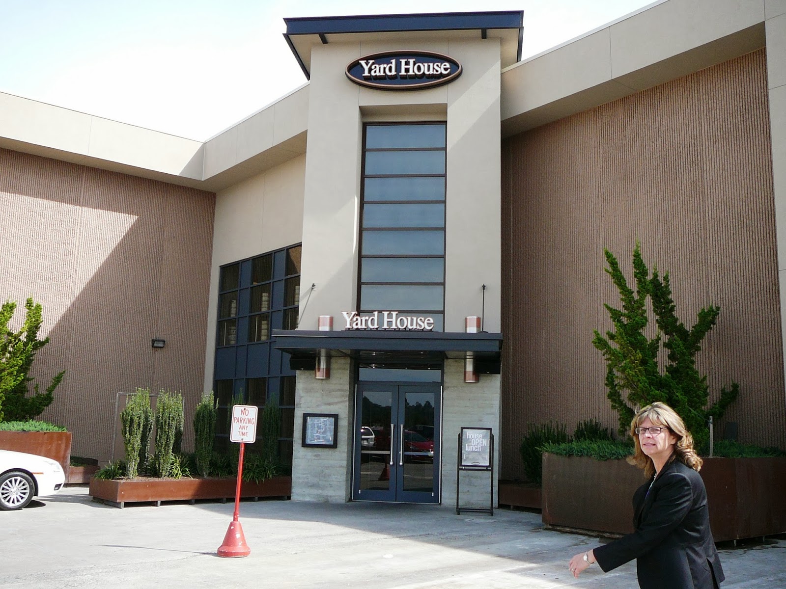 Bill Cianci's (mostly) Burger Reviews Real Food Photos No Fluff and