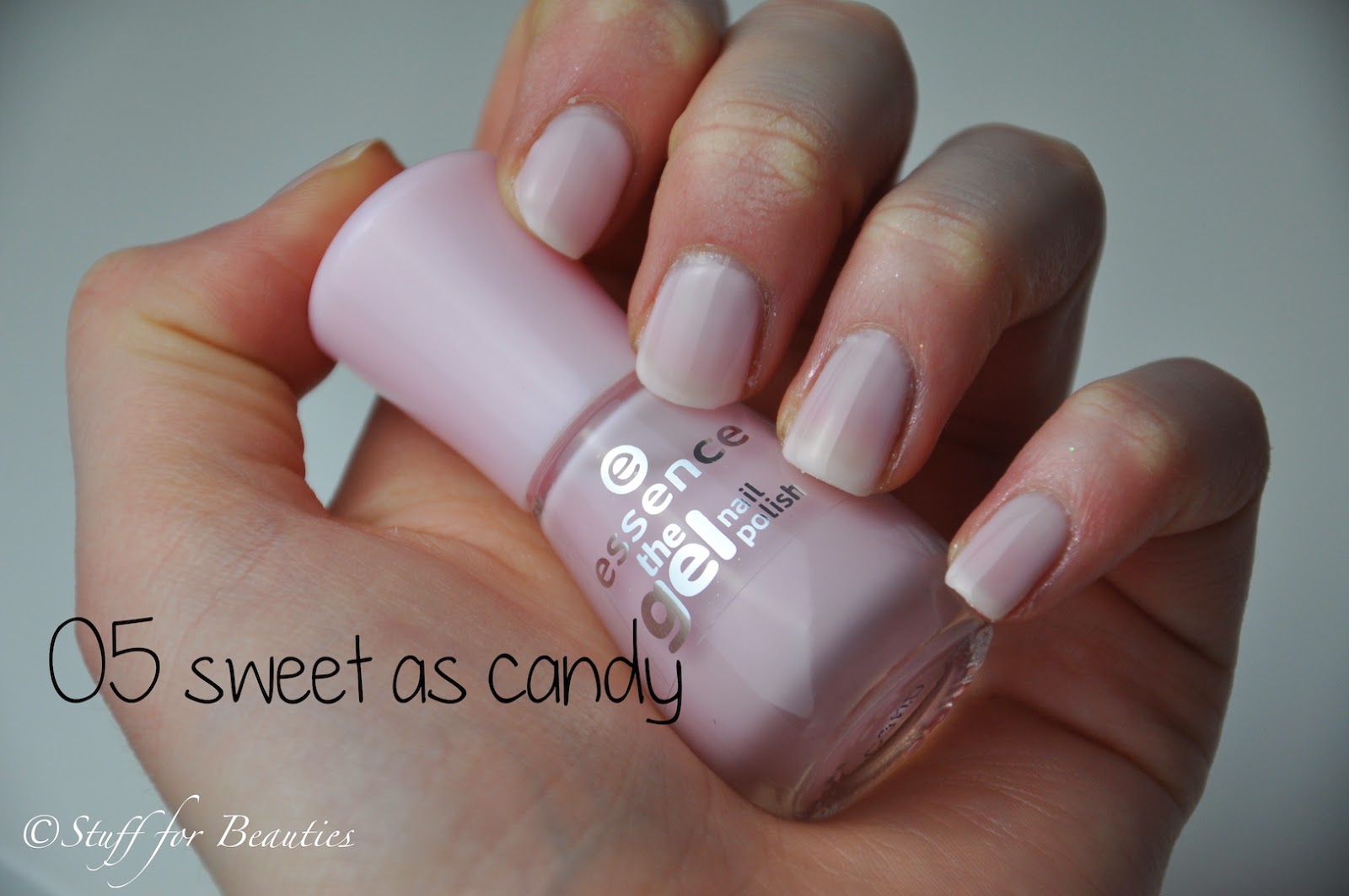 Mrs Super Sophia Essence The Gel Nail Polish Rot Und Rosatone Tragebilder Und Review