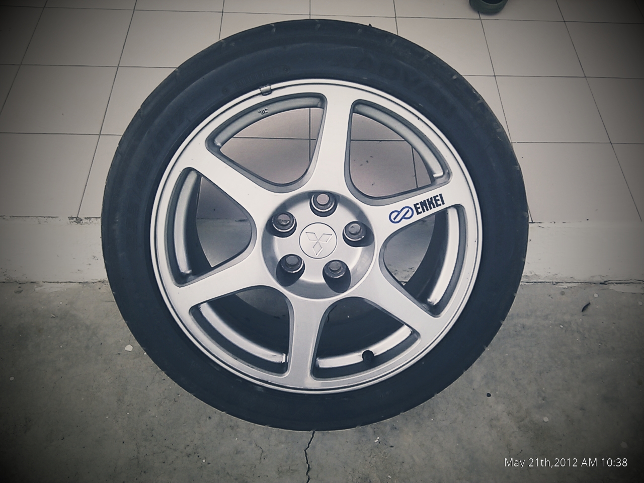 Mitsubishi Lancer Evolution VIII OEM Enkei wheels Mad Performance