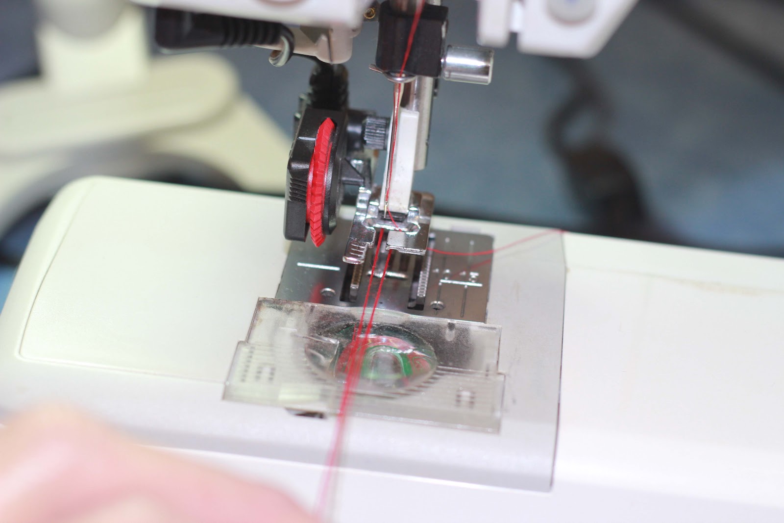 Girls in the Garden Corded Buttonhole Tutorial