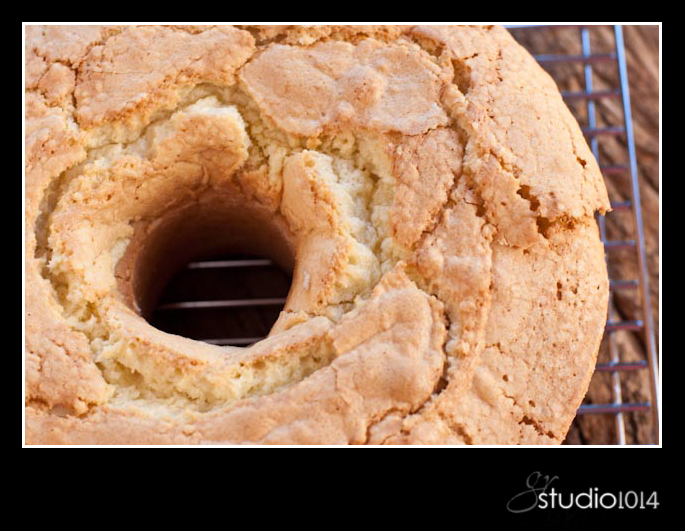 Sour Cream Pound Cake With Crunchy Top Sour Cream Pound Cake With Crunchy Top