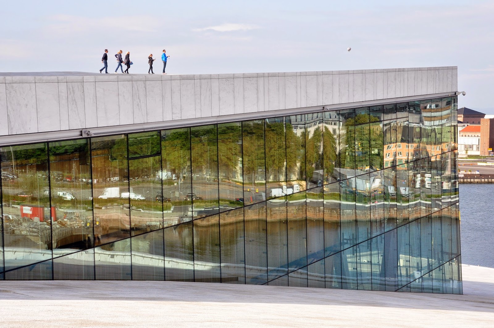 「2014挪威歌劇院」的圖片搜尋結果