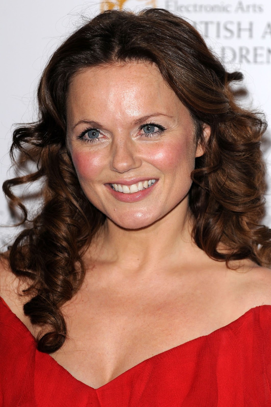 Geri Halliwell Hot Sexy HQ Photos at British Academy Children's Awards 2008