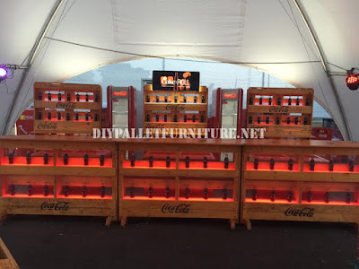 Mueblesdepalets.net: Bar-espacio de coca cola diseñado con palets