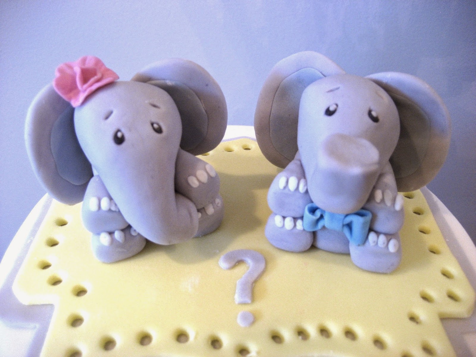 Devanys Designs He or She Gender Reveal Elephants Cake