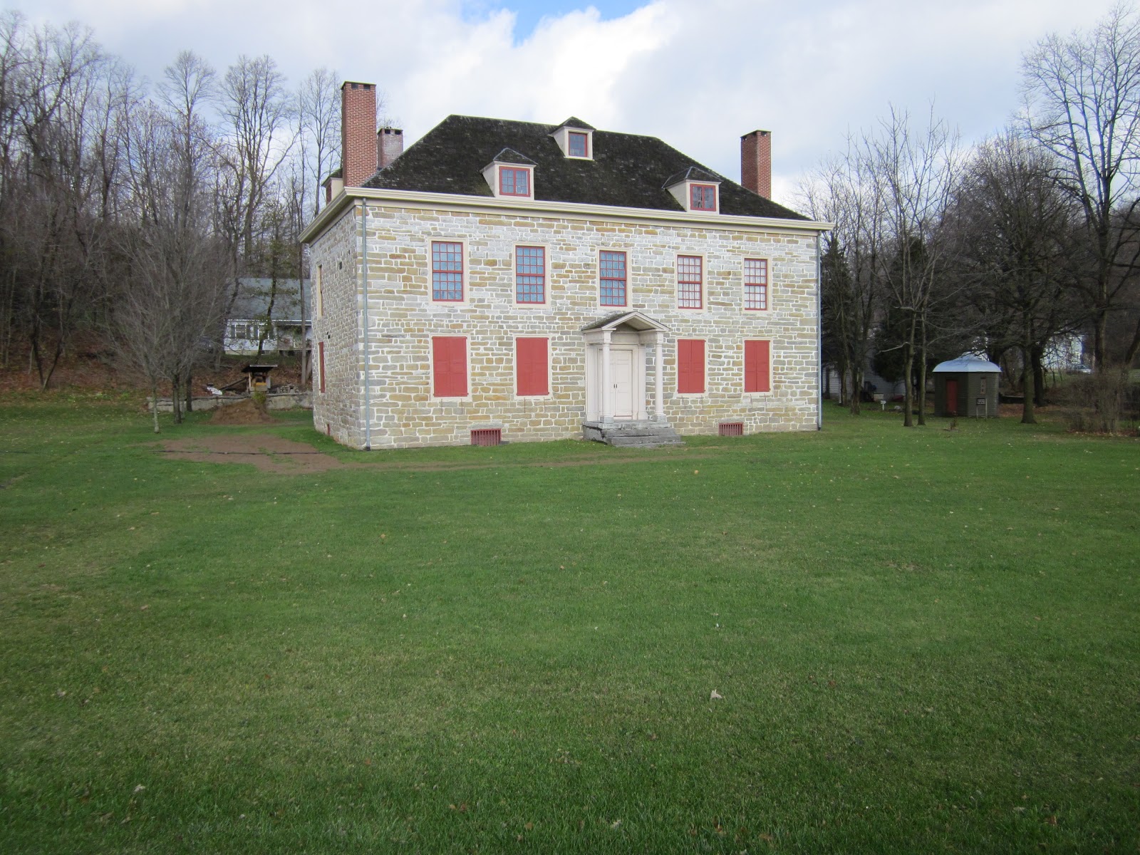 Peggy Dymond Leavey's Blog . . . musings from a Canadian writer