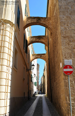 centre historique alghero sardaigne italie