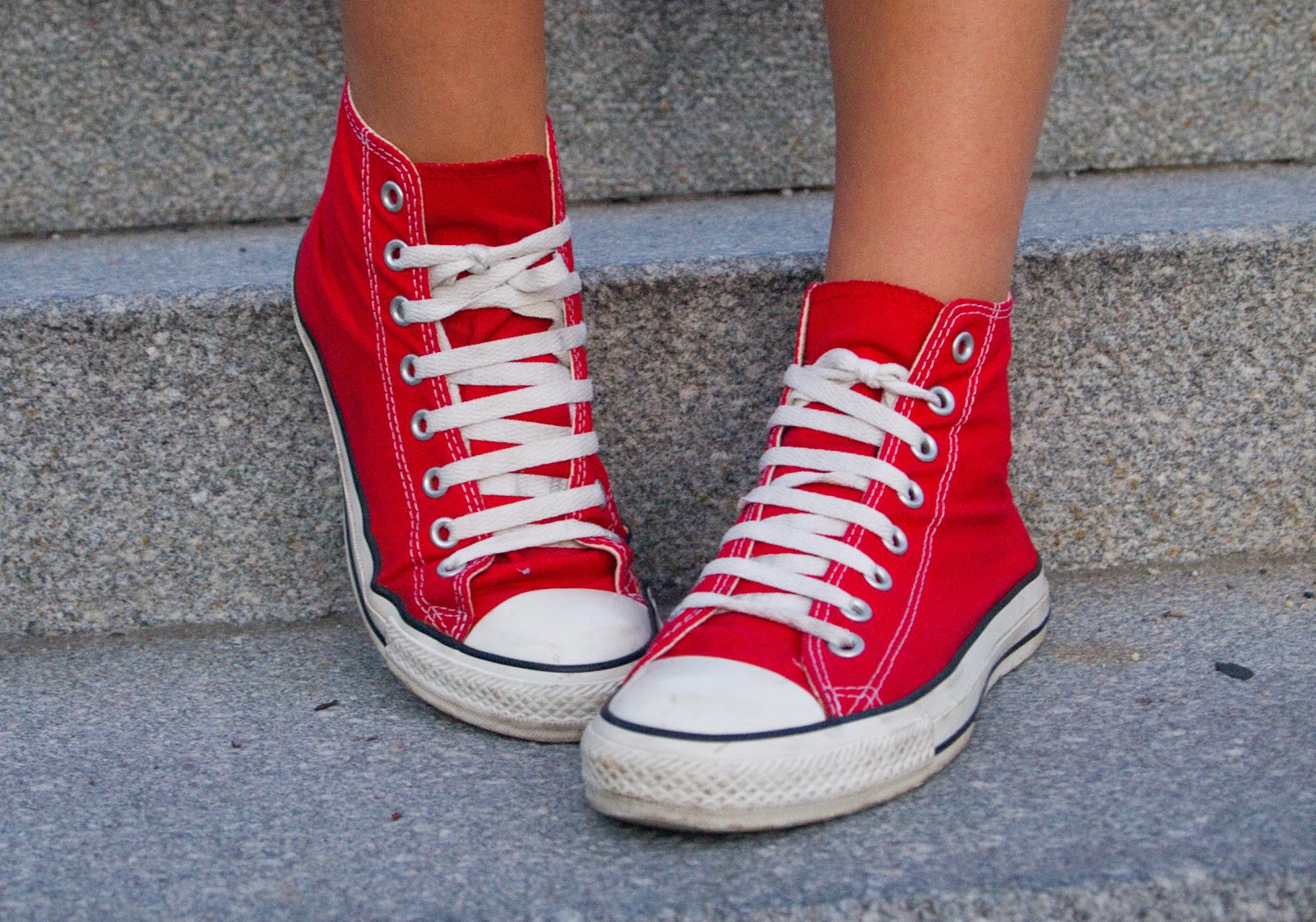 red converse wedges