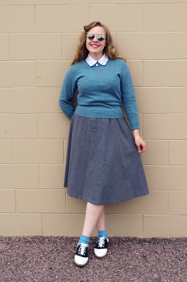 ButterflyLovesSnapdragons: Outfit: Walking Yearbook