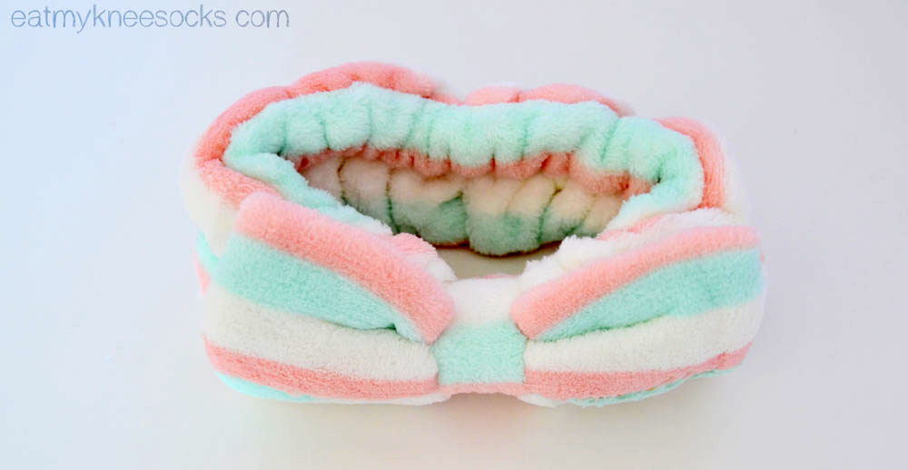 {Review} EOS Cat Eyes Brown Lenses + Bowknot Headband from Love Shoppingholics - Bow The soft butterfly bow headband from Love Shoppingholics.