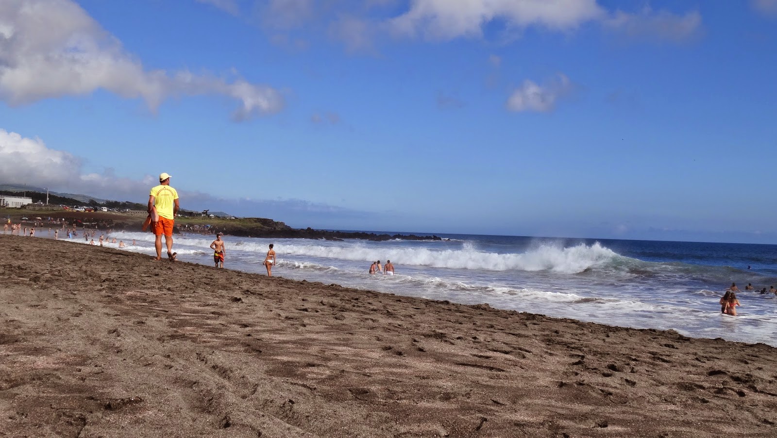 Let me show you Azores: Praia das Milícias, Ponta Delgada, S. Miguel