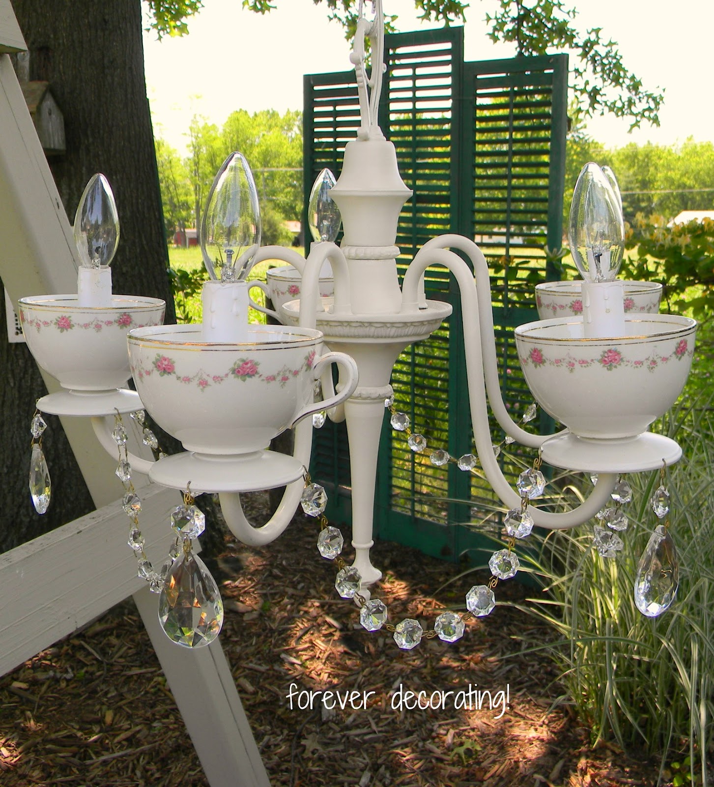 Forever Decorating Another Teacup Chandelier Ready For Another Teacup Chandelier This Time I Made It From A Vintage 5 Arm Think Turned Out Romantic And Charming Don T You