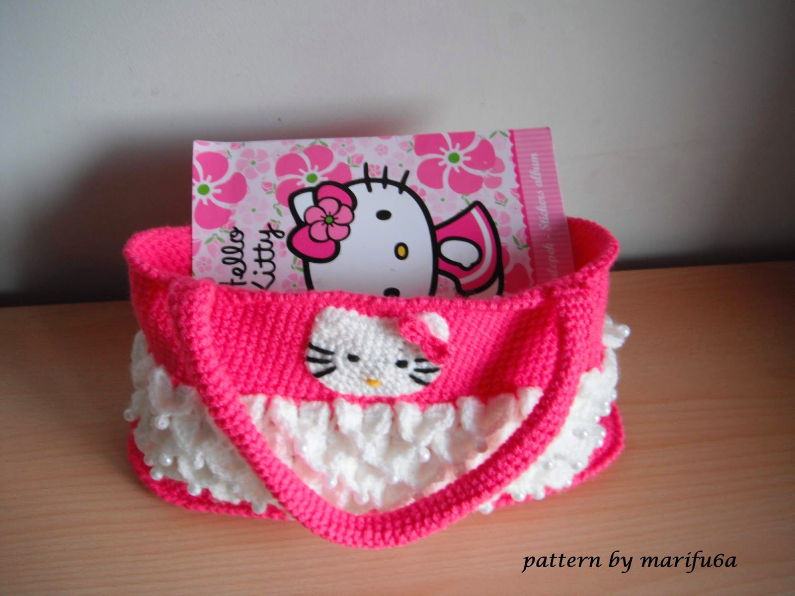 Free crochet patterns and video tutorials how to crochet hello kitty