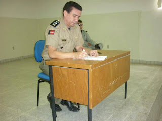 Barra de Stª Rosa/PB: Comandante do 9º BPM Recebe titulo de cidadania