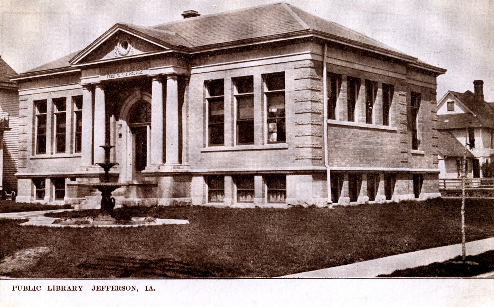 Library Postcards Public Library, Jefferson, Iowa