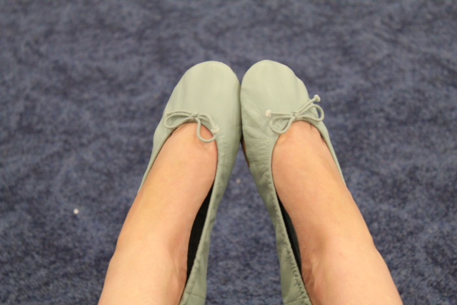 gap foldable ballet flats