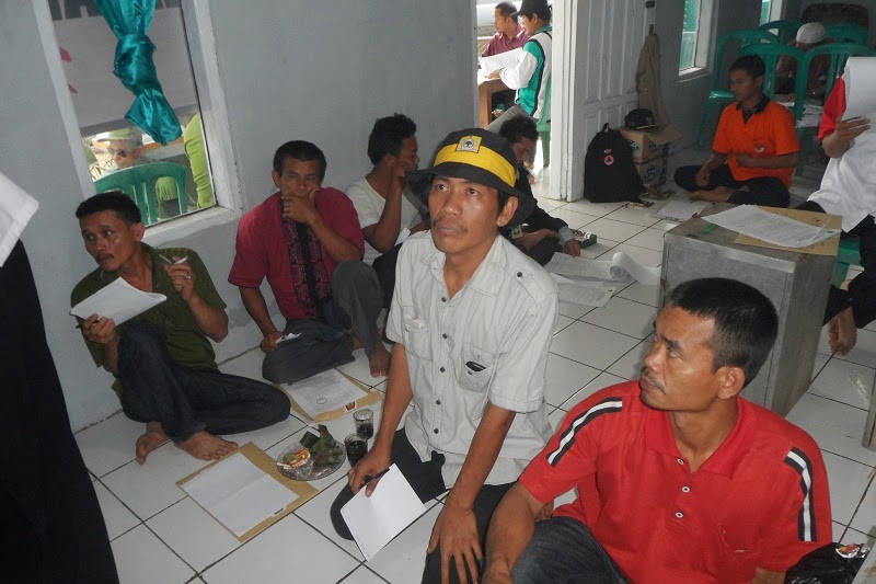 CLICK TO ENLARGE Gambar Kegiatan PPS Desa Mekar Baru Kecamatan Petir pada Pemilu 2014