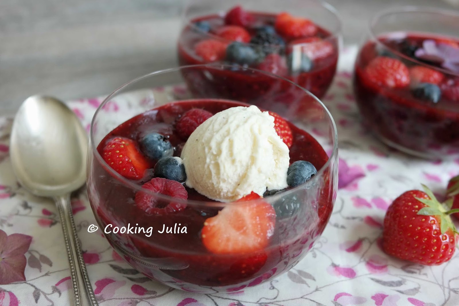 COOKING JULIA COMPOTE CRUE DE FRUITS ROUGES