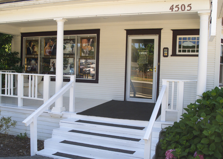 Home Portrait Studio for sale, SW Portland Oregon