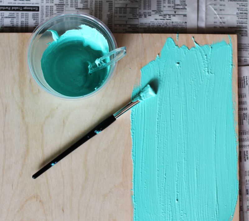Farm House Sisters DIY Make your own chalkboard paint in ANY color!!