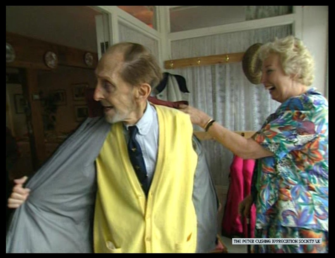 PETERCUSHINGBLOG.BLOGSPOT.COM (PCASUK): PETER CUSHING: SURPRISE 80TH