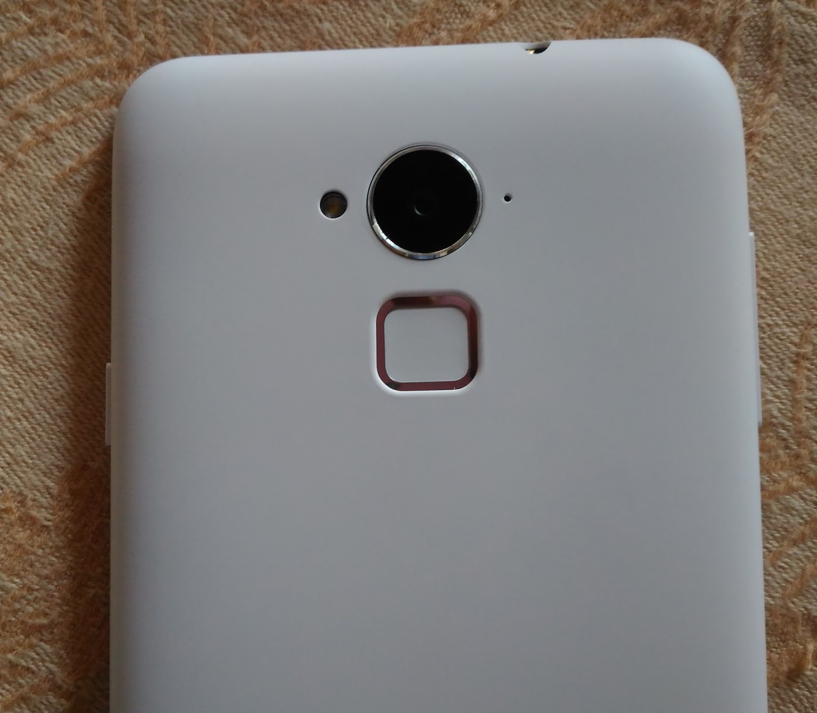 Top Smartphones With fingerprint Scanner Under Rs 15,000 In India