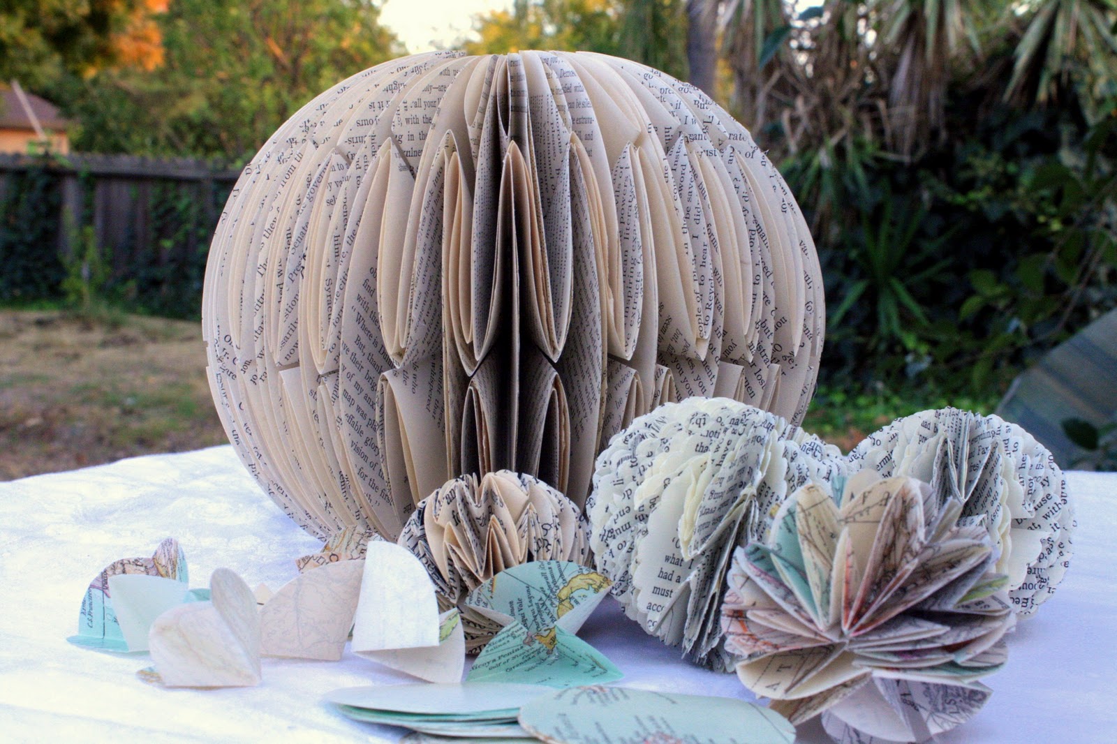 Rhymes With Magic Paper Ball Ornaments Tutorial