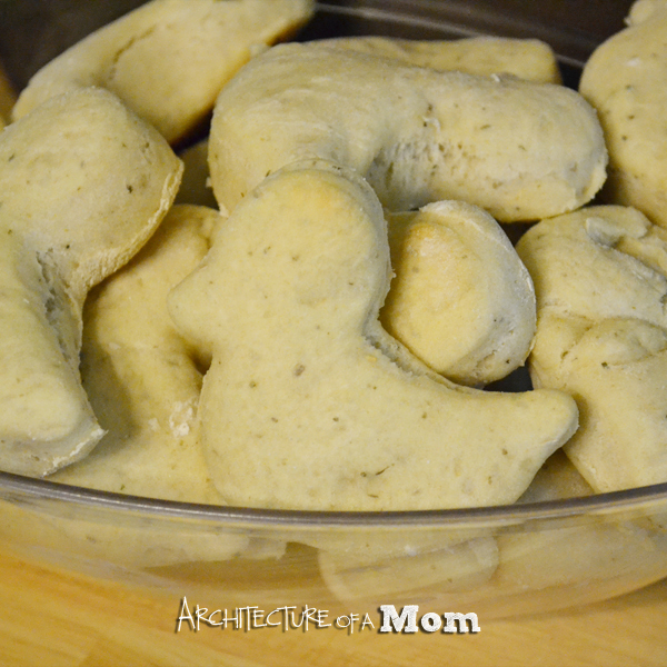 Architecture of a Mom: Fun Duck Birthday Theme Decorations